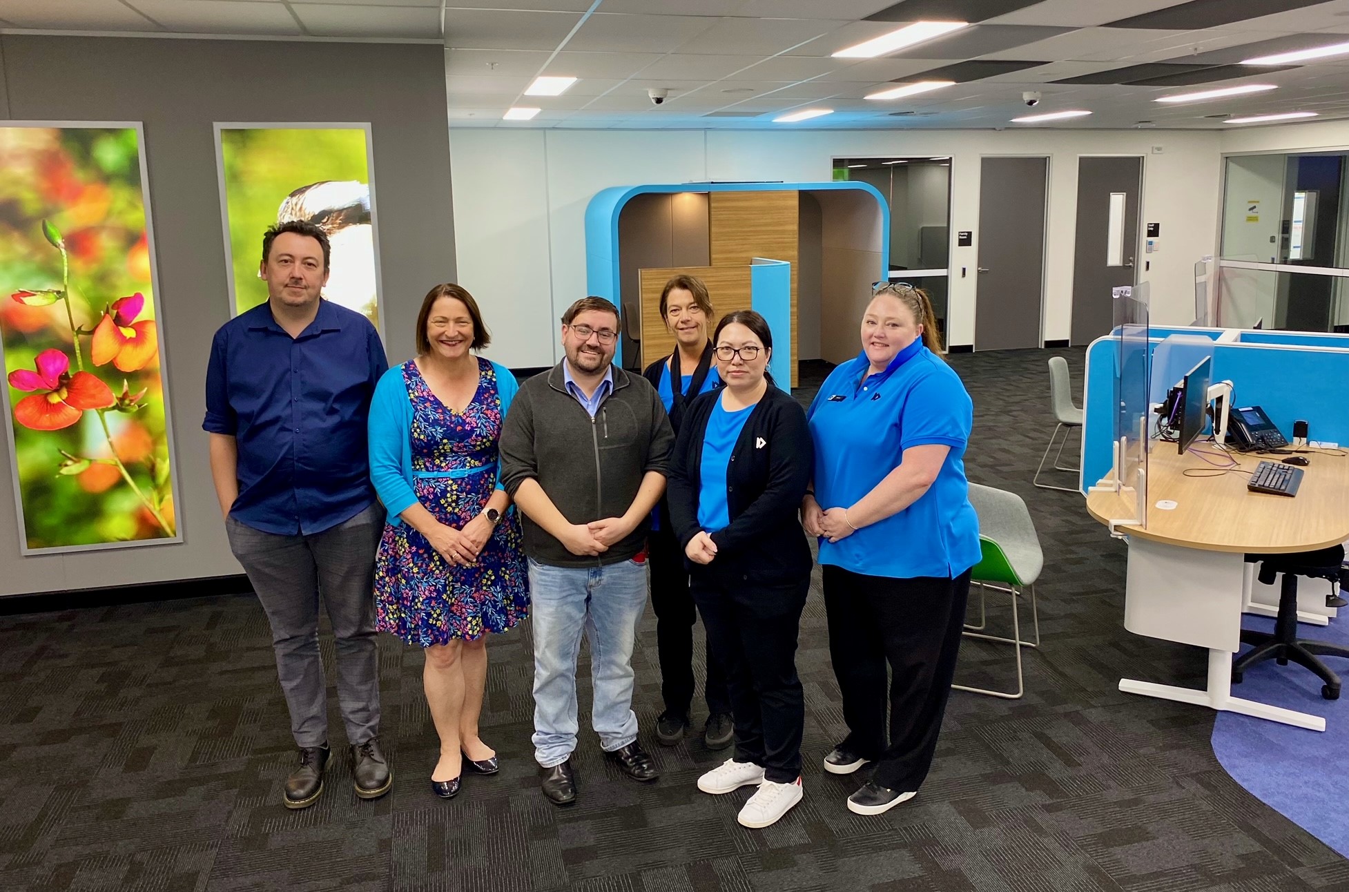 Media Release: Fiona Phillips tours Nowra’s new Services Australia facility as 500,000 claims slashed from backlog Main Image