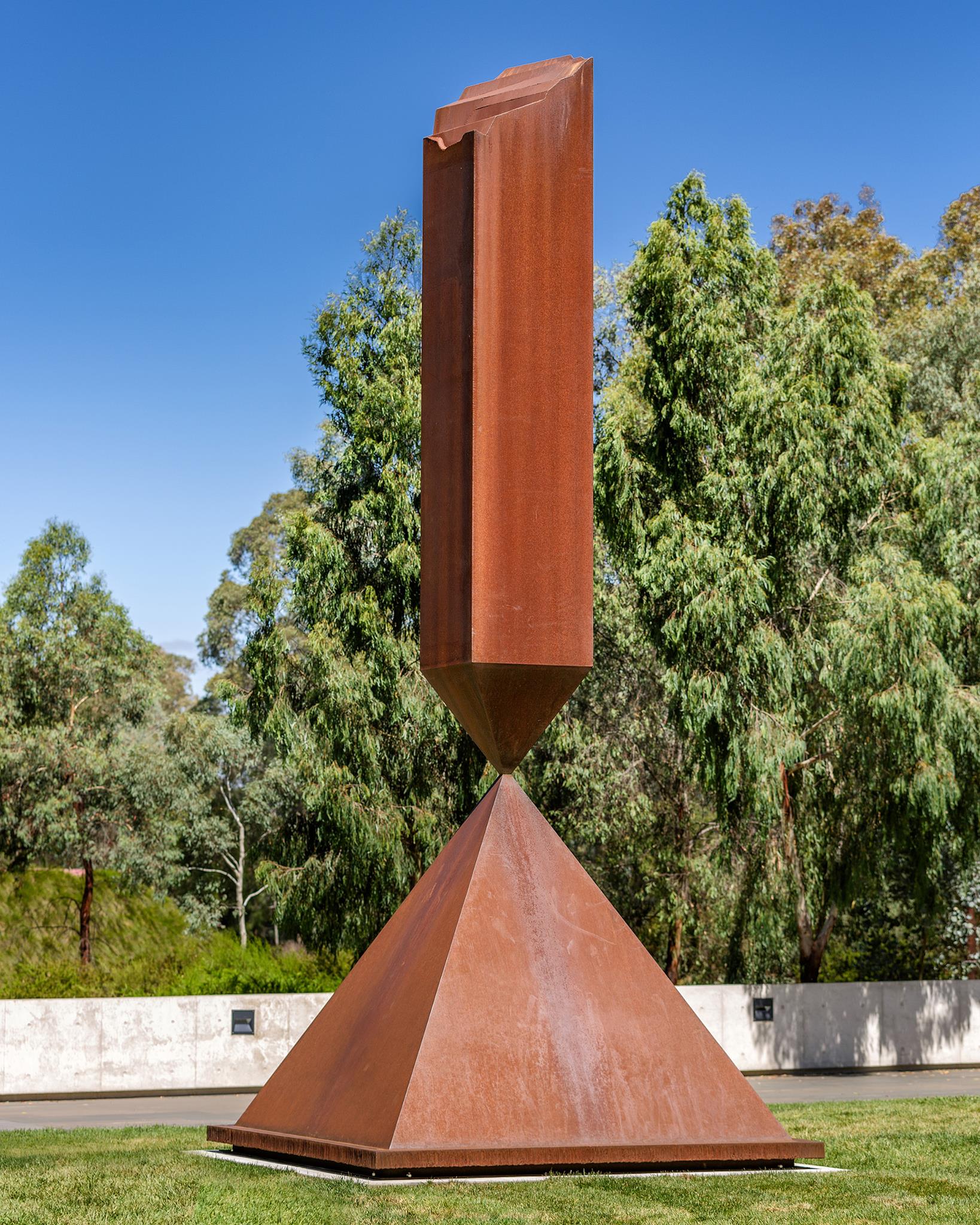 Media release Sharing the National Collection:  Iconic NGA sculpture heading to Nowra Main Image