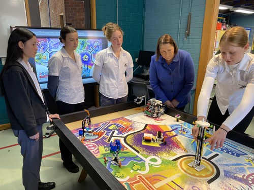 MEDIA RELEASE: Federal STEM grants for two South Coast schools Main Image